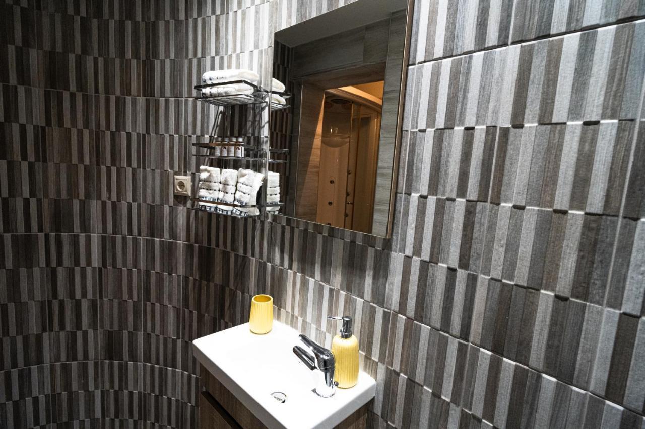 Gabbiano Blu Apartment Волос Екстериор снимка