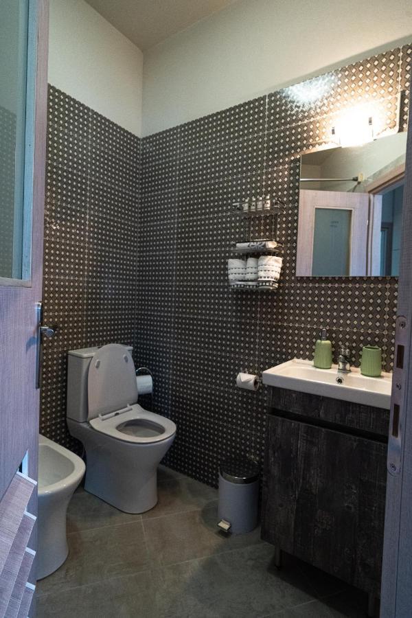 Gabbiano Blu Apartment Волос Екстериор снимка